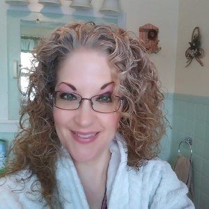 Meet your Posher, Becky